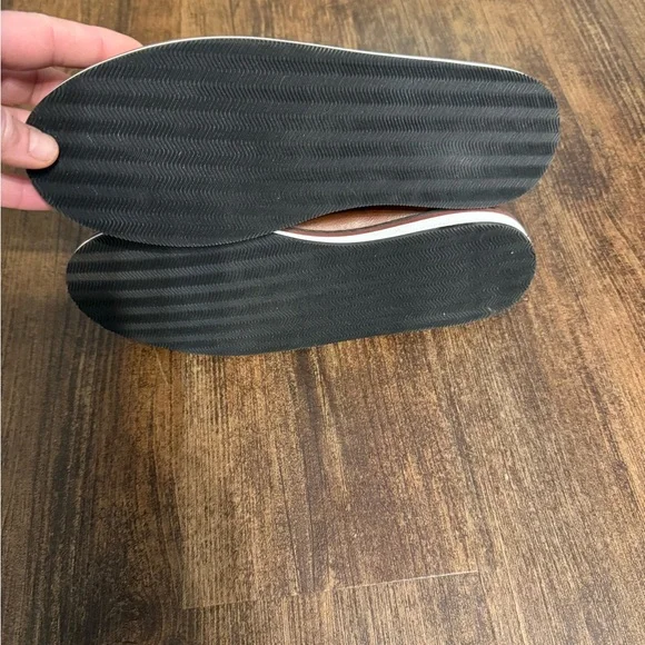 Brown Loafers with Cactus Design - Picture 2 of 3